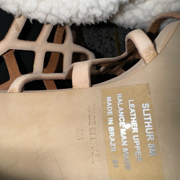 Heels - Picture 5 of 5